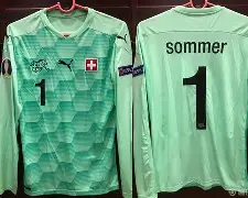 集结日体能课后，罗马官宣签约备战德甲，底气十足，心理建设被强调的简单介绍