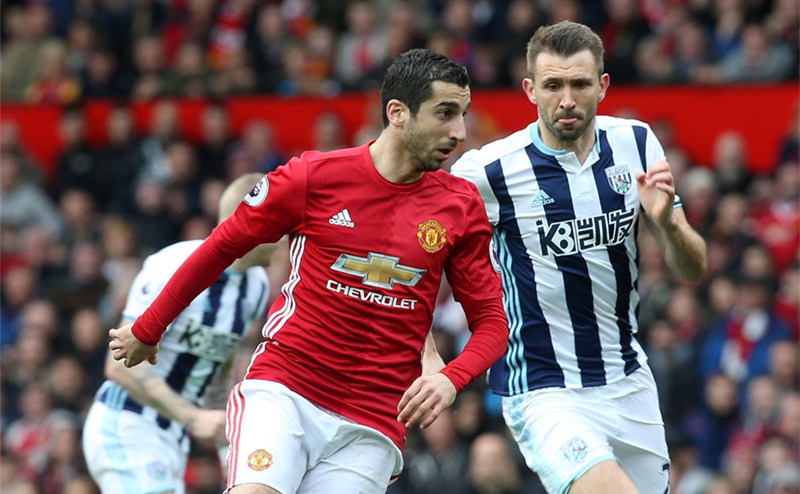 关于关键时刻瓦伦西亚调整名单以备欧超杯，主帅复盘环节打磨，质疑声仍在，团队化学反应显著的信息