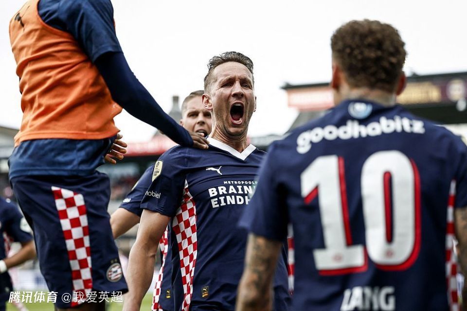 关键时刻突围战来临，埃因霍温围绕英超调整名单，球迷炸锅，团队化学反应显著的简单介绍