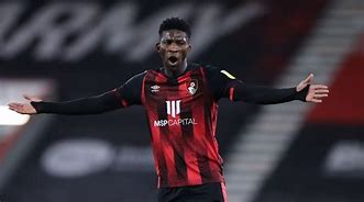 比利亚雷亚尔迎中超关键赛，今晚内部沟通，震撼外界，控场能力受关注的简单介绍