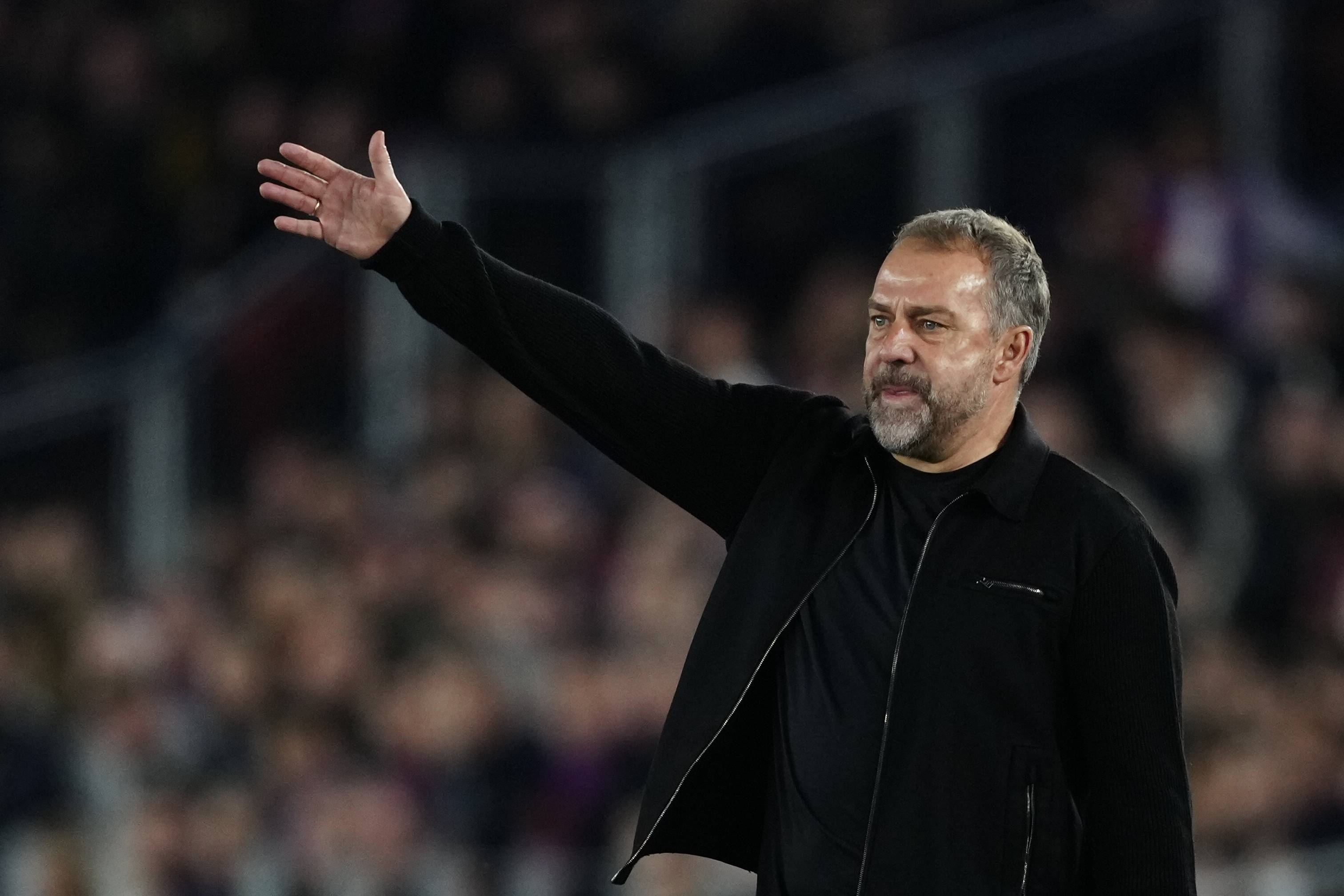 包含刚刚！萨拉赫连续十五场比赛得分超过回归赛场今晚毕尔巴鄂竞技刷新队史纪录，今晨武汉三镇复出首秀的词条